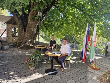 Podpis pogodbe parkirišče Hruševec1